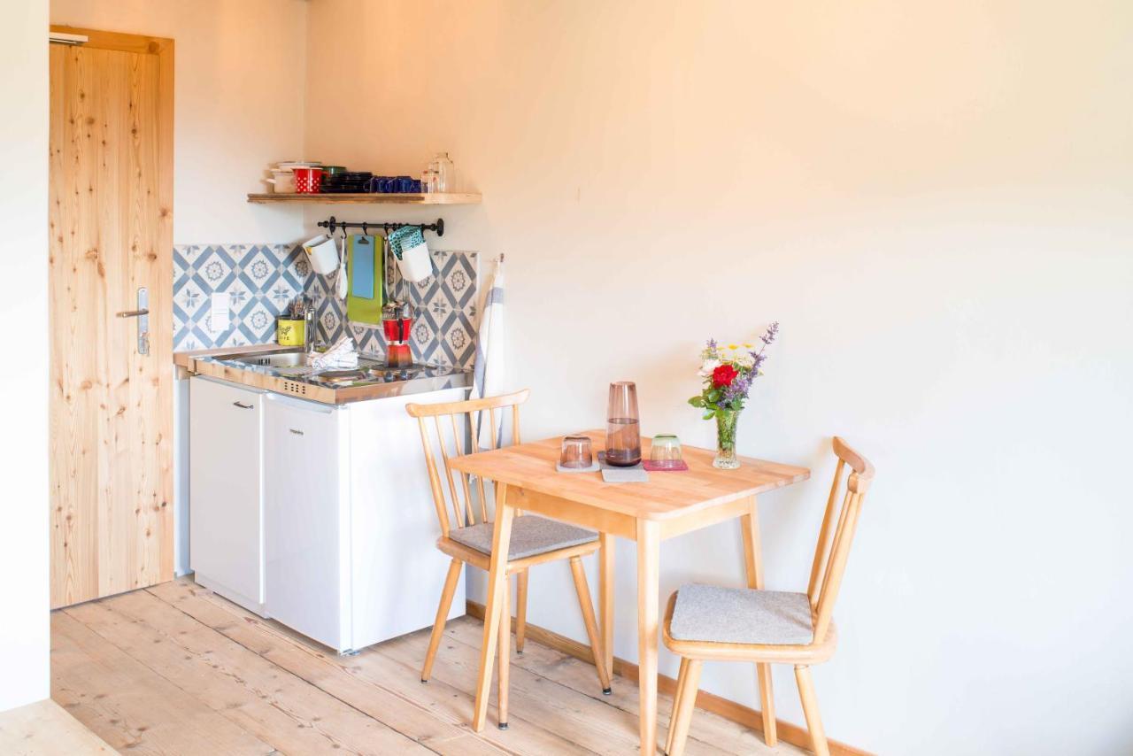 Hepi Lodge Liesing Εξωτερικό φωτογραφία