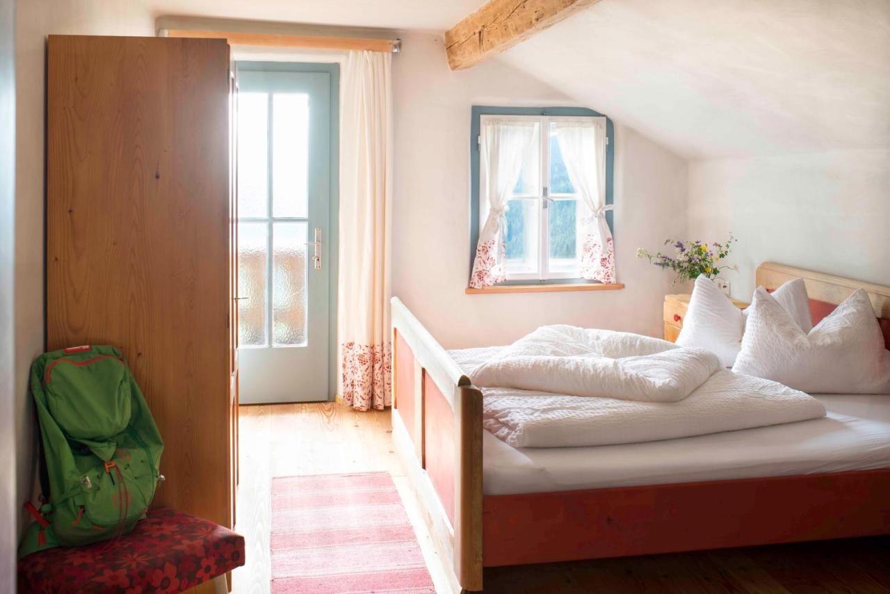 Hepi Lodge Liesing Εξωτερικό φωτογραφία